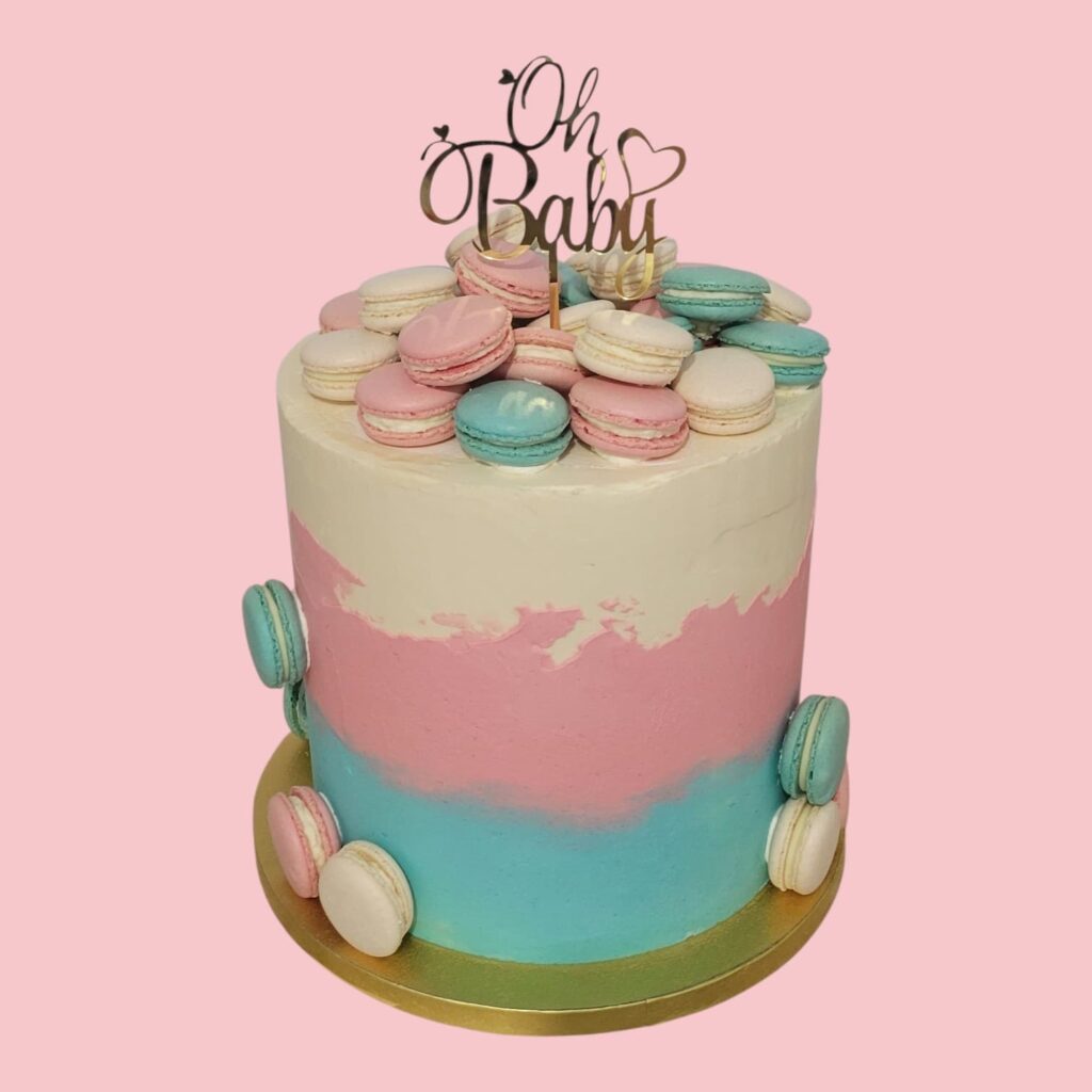 layer cake gender reveal rose et bleu